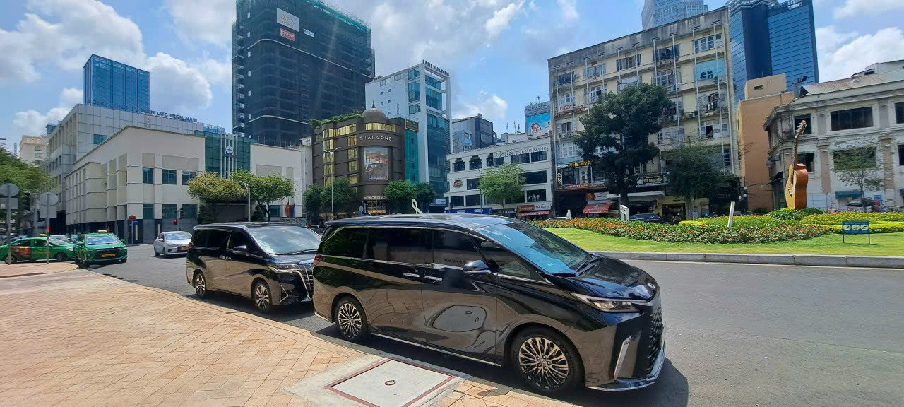 z6491571781191_12fef8936966739925b1a17df8f846c9 Vung Tau to HCMC private transfer service